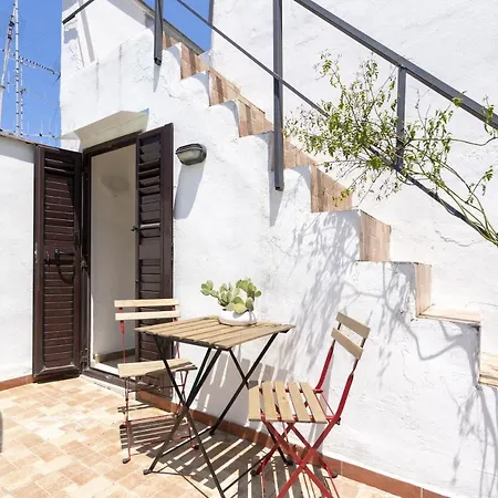 Bari Guest House Lägenhet